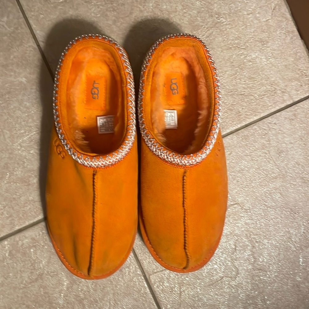 Ugg Tasman size 10